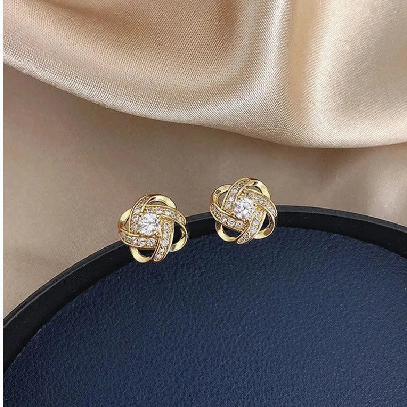 Lourdes - Pendientes Dorados de Espiral con Cristales