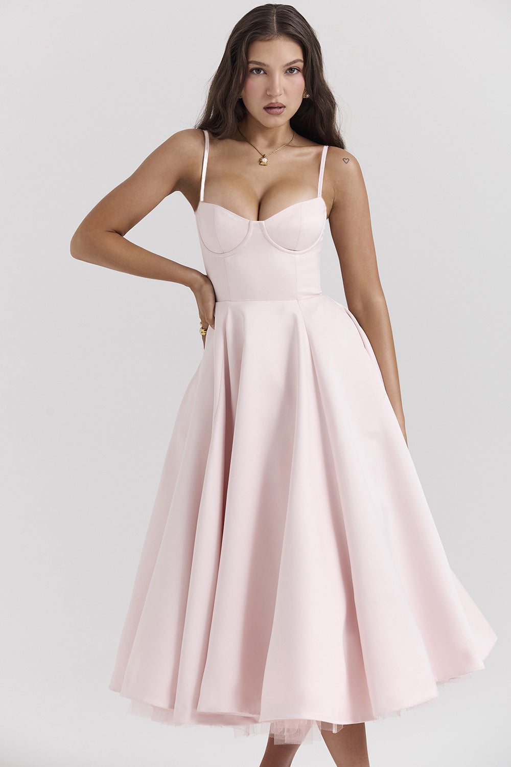 Andrea - Vestido Midi Romántico de Verano