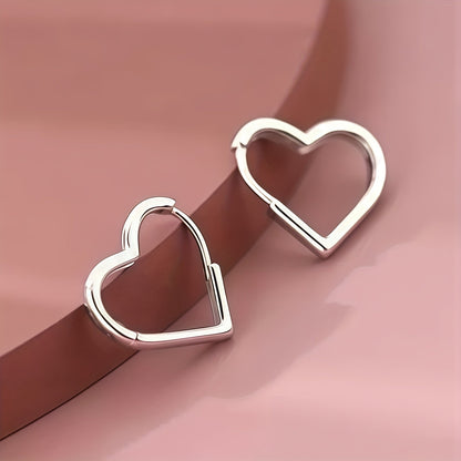 Pilar - Pendientes Dorados en Forma de Corazón de Acero Inoxidable