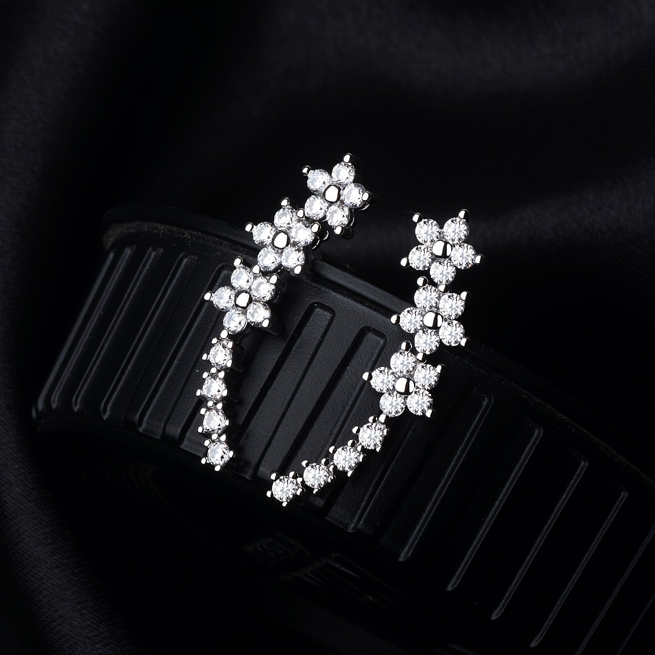 Gloria - Pendientes Florales Atemporales