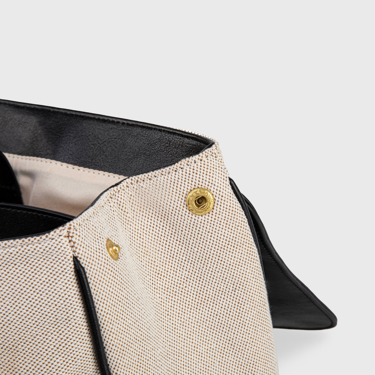 Beatriz - Ciara Essential Lona Negra
