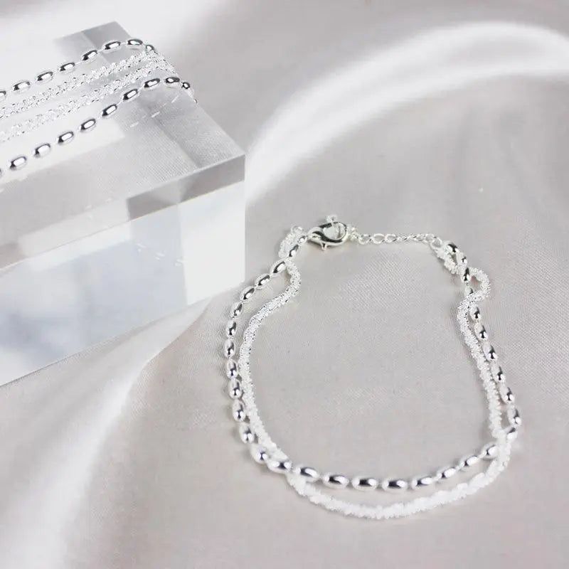Amparo - Set de Pulseras Plateadas Elegantes con Piedras de Circonio