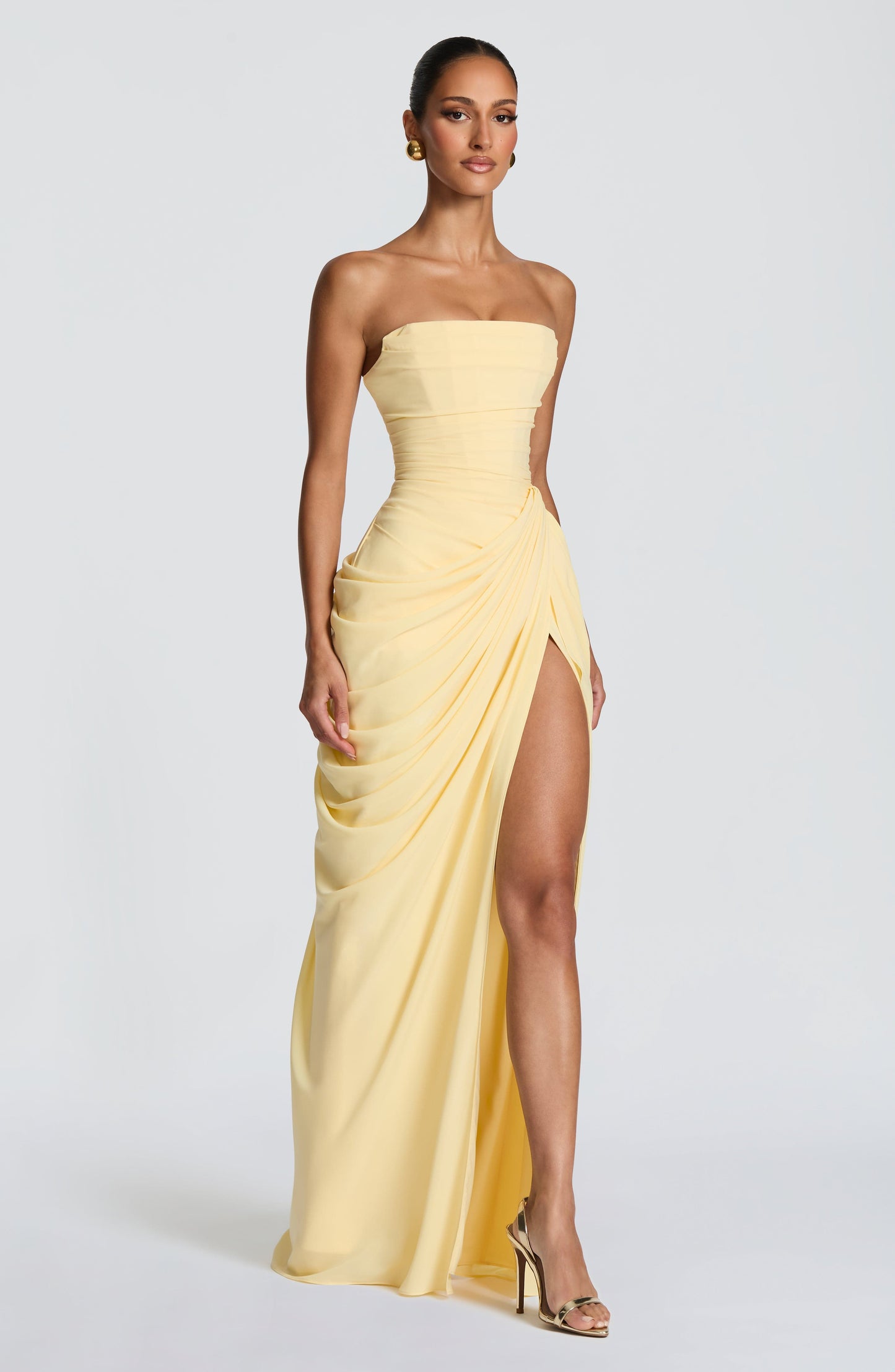 Diana - Vestido Maxi Elegante con Drapeado y Abertura Alta