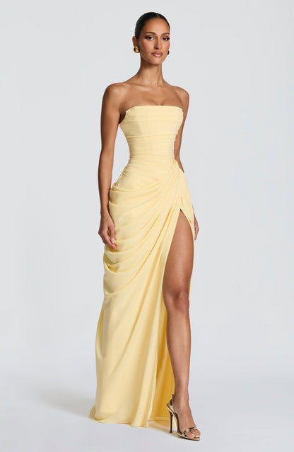 Diana - Vestido Maxi Elegante con Drapeado y Abertura Alta