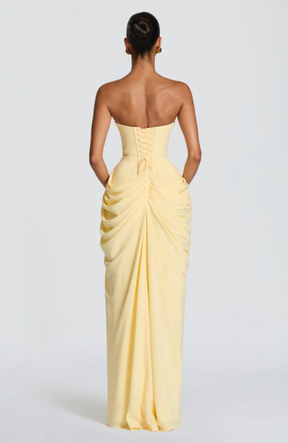 Diana - Vestido Maxi Elegante con Drapeado y Abertura Alta