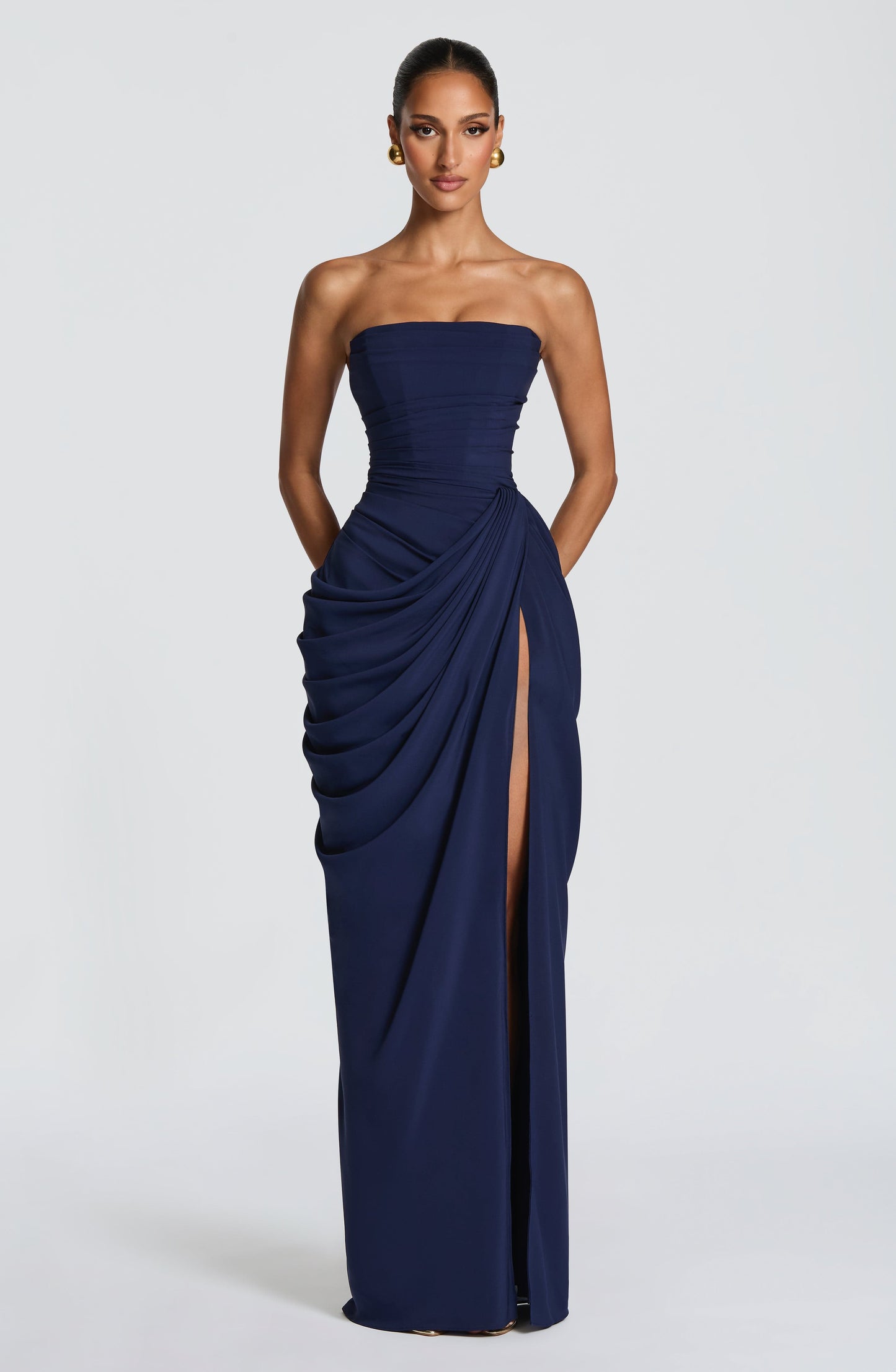 Diana - Vestido Maxi Elegante con Drapeado y Abertura Alta