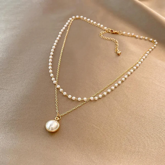 Collar de Perlas Engarzadas en Oro