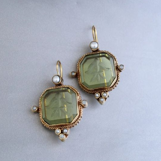 Aretes Vintage Verdes con Perla