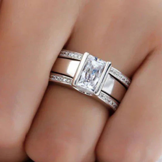 Iluminada - Anillo en Oro Blanco