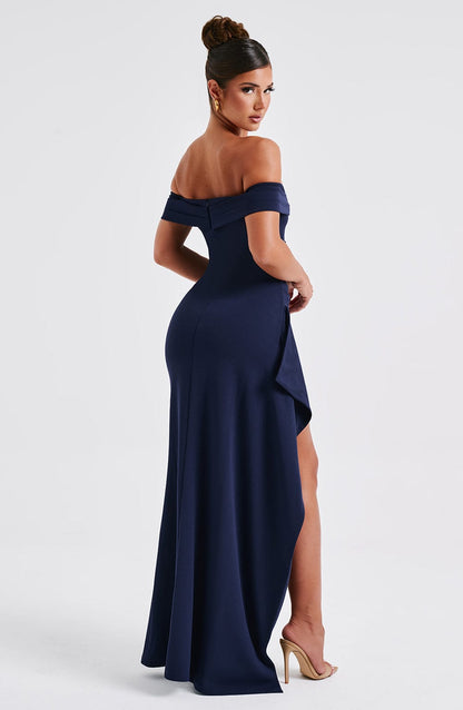 Alba - Vestido Maxi de Satén con Hombros Descubiertos