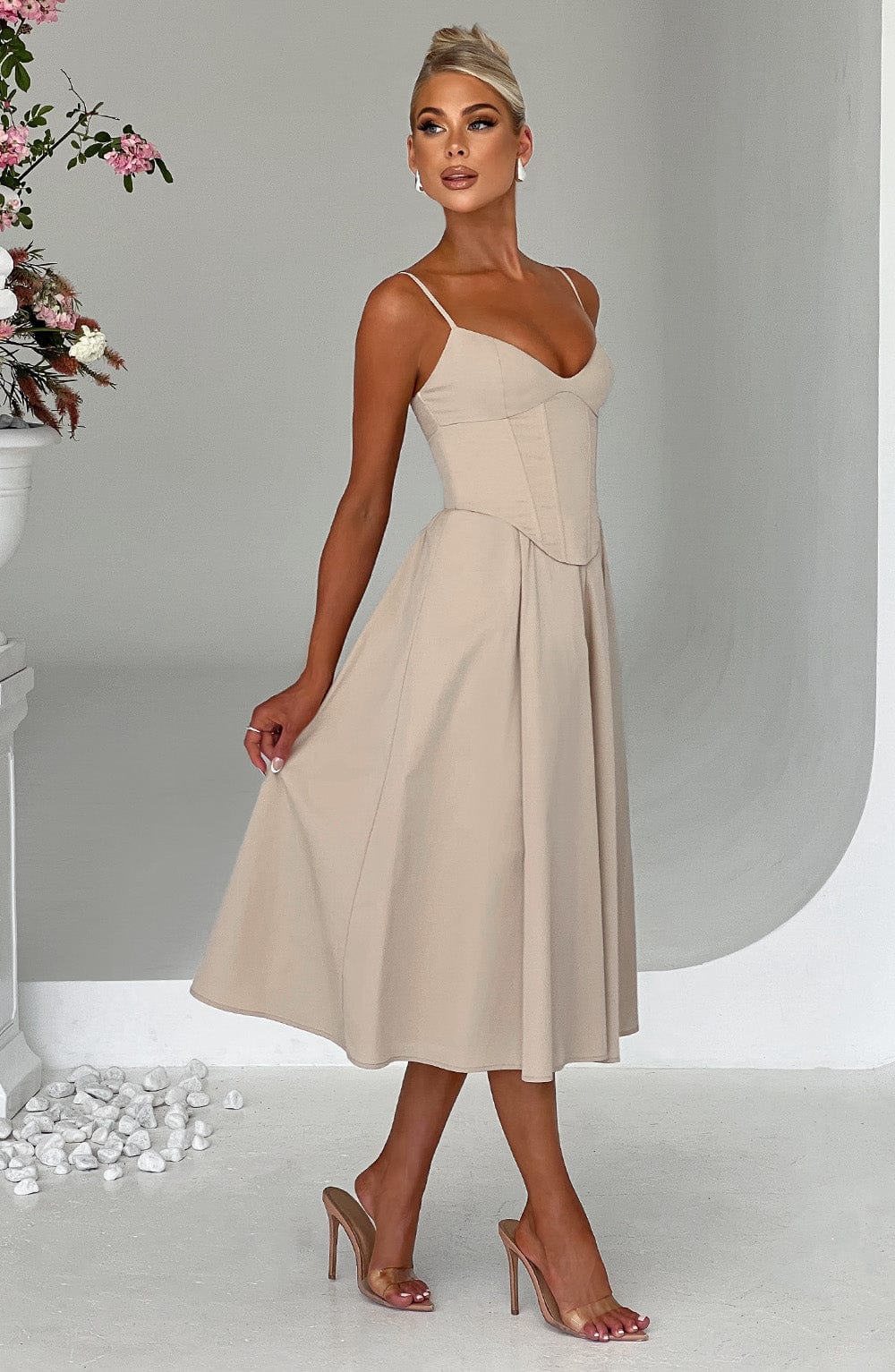 Marta - Vestido Midi Elegante Estilo Corsé